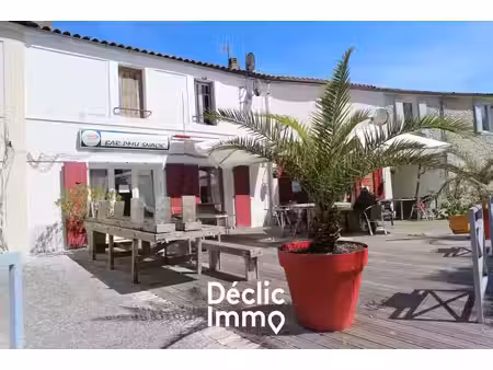 vente local commercial la jarrie 17220 - - surface privée