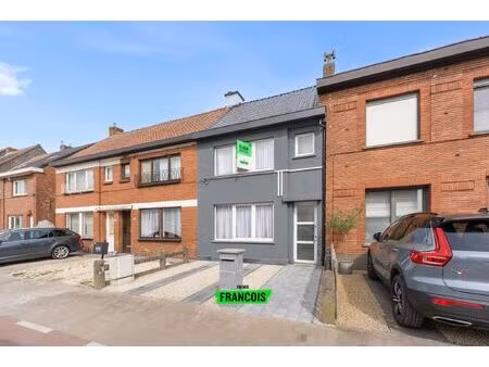 huis te koop in waarschoot met 3 slaapkamers