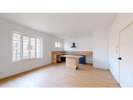 location appartement 3 pièces 69 m² à villemur-sur-tarn (31340)