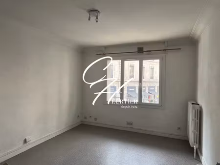 location appartement 2 pièces 40m2 grenoble 38000 - 547 € - surface privée