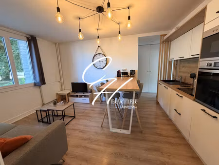 location appartement 4 pièces 55m2 saint-martin-d'hères 38400 - 826 € - surface privée