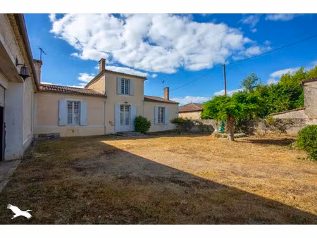 vente maison 5 pièces 153 m² barsac (33720)