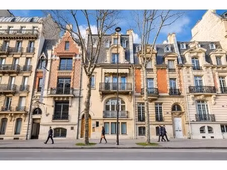 location bureaux 495 m²