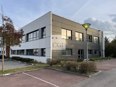 location bureaux 187 m² à 2 785 m²