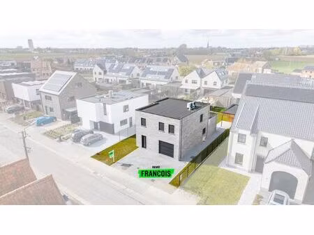 huis te koop in assenede met 3 slaapkamers