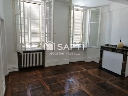 vente immeuble 286 m² auch (32000)