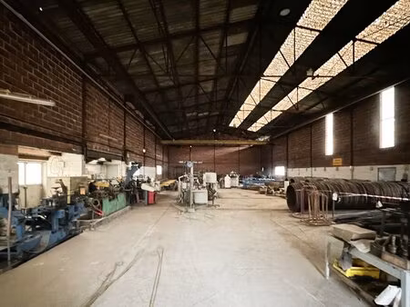 bâtiment de 575m²