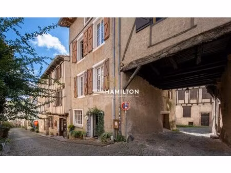 maison avec local commercial  appartements et garage