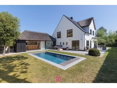 huis te koop in knokke-heist met 4 slaapkamers