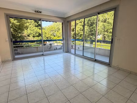 location appartement 3 pièces 82 m² à grenoble (38000)