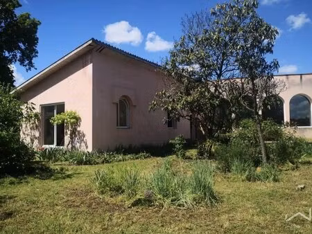 rare ensemble immobilier à diviser - 4 à 5 lots possibles - 440m2 plain-pied sur plus de..