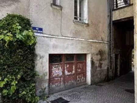 vente immeuble à château-gontier (53200) : à vendre / château-gontier