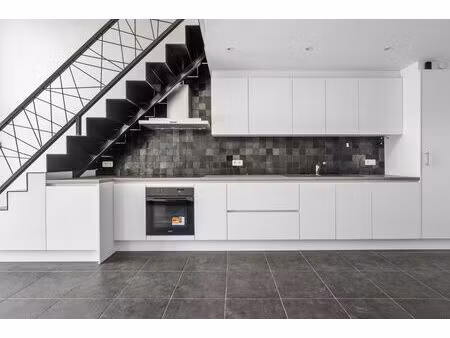 maison à louer à rue leclercqz 14 celles (rbw34487)