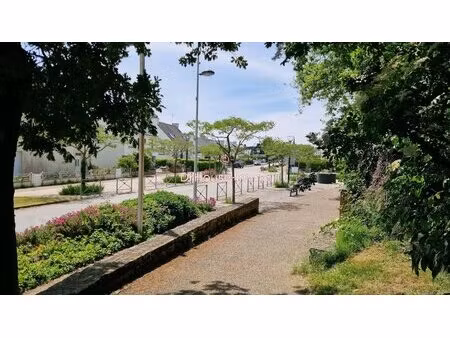 maison 4 chambres  800 m² de terrain