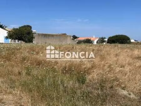 vente terrain à noirmoutier-en-l'île (85330) : à vendre / noirmoutier-en-l'île