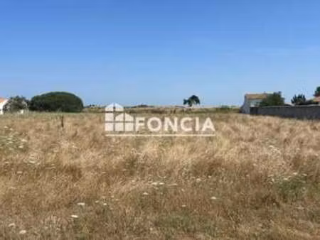 vente terrain à noirmoutier-en-l'île (85330) : à vendre / noirmoutier-en-l'île