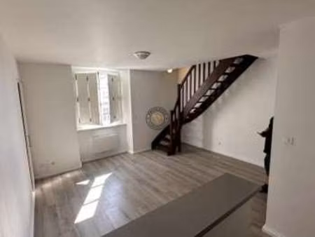 location appartement 2 pièces à nantes cité des congrès (44000) : à louer 2 pièces / 42m² 