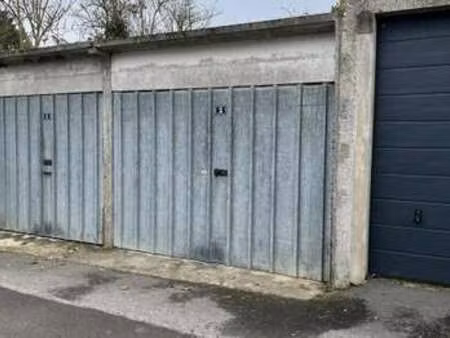 location garage box et parking à villiers-le-sec (14480) : à louer / 6m² villiers-le-sec