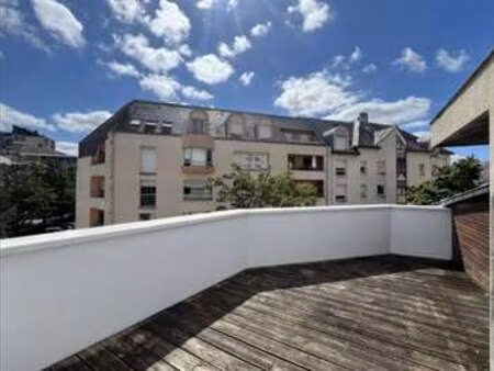 location appartement 2 pièces à rennes centre ville (35000) : à louer 2 pièces / 52m² renn