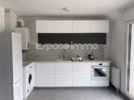 location appartement 2 pièces meublé à notre-dame-de-bondeville (76960) : à louer 2 pièces