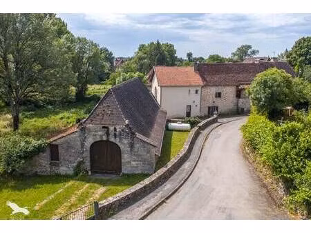vente maison 7 pièces 164 m² assier (46320)