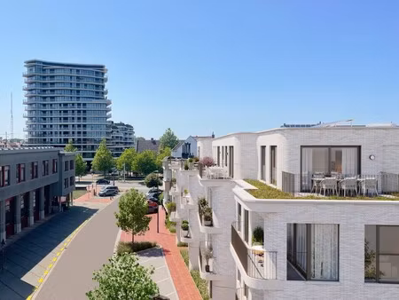 appartement te koop in knokke-heist met 2 slaapkamers