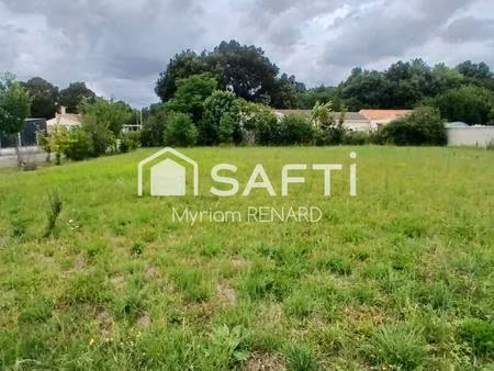 terrain a batir - 707 m² - juicq