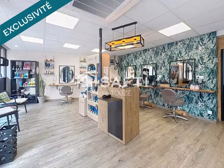 vente commerce 62 m² querqueville (50460)
