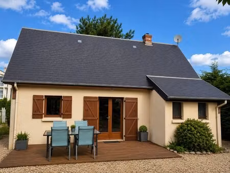 maison avec jardin en vente proche de la mer