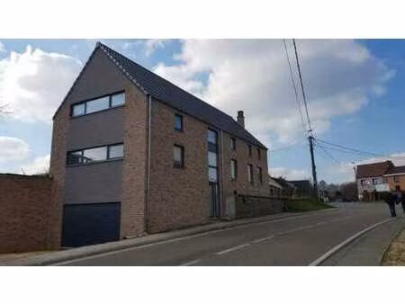 duplex 2 ch terrasse & jardin frontière ittre/tubize