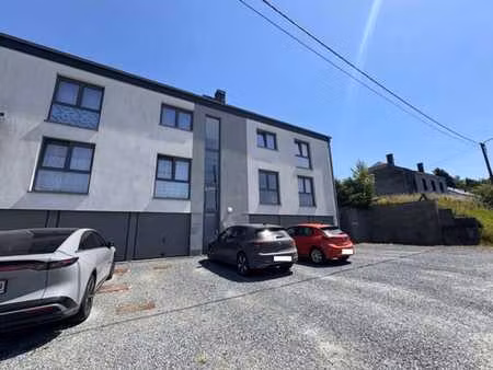 duplex 3 chambres avec terrasse à libramont