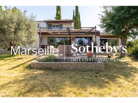 maison de luxe à louer dans le quartier beaudinard-eoures