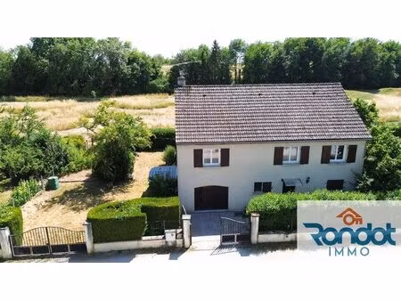 maison 5 pieces / 4 chambres / environ 109 m2 / parcelle de 552 m2 / sous-sol complet