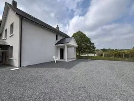 location maison à beaucouzé (49070) : à louer / 225m² beaucouzé