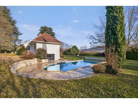 maison de luxe à vendre à belley