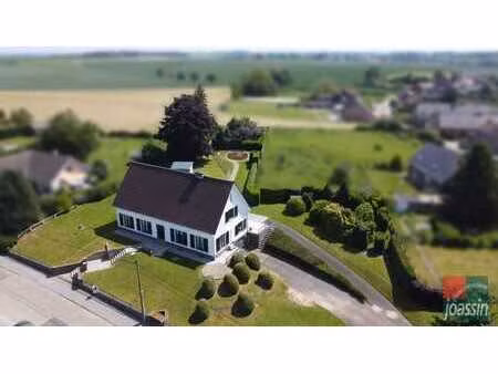 belle maison 4 ch  garage - jardin!
