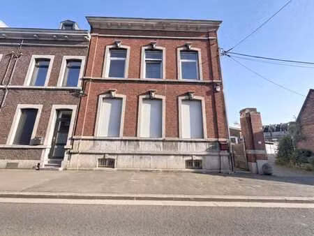 maison idéale comme investissement ou projet familial