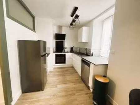 location appartement 2 pièces meublé à cholet (49300) : à louer 2 pièces meublé / 44m² cho