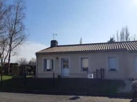 location maison à la chevrolière (44118) : à louer / 81m² la chevrolière