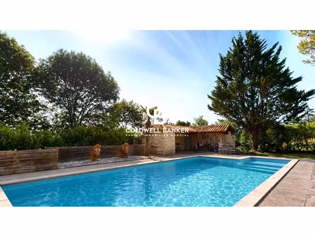 maison de luxe à vendre à puylaroque