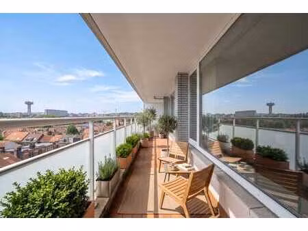 evere - appartement 2 chambres avec terrasse