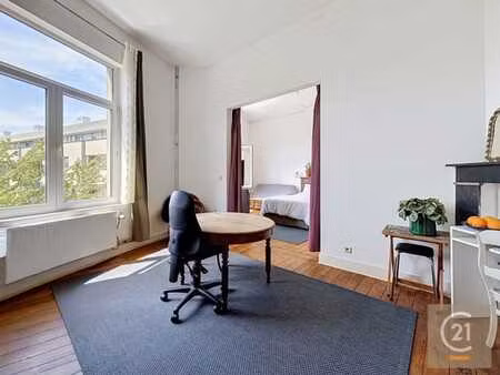 charmant appartement 1 chambre avec vue dégagée