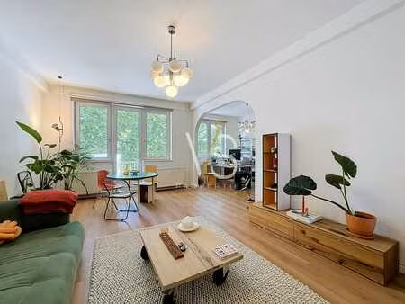 appartement spacieux 3ch avec 2 terrasses+garage & parking!