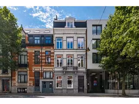 immeuble de rapport en emplacement prime au cœur d'ixelles.