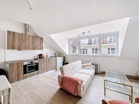 appartement 1chambre - grand place - sans ascenseur