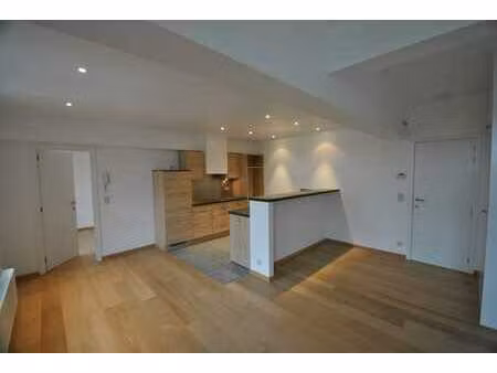 appartement une chambre dans un immeuble de caractère
