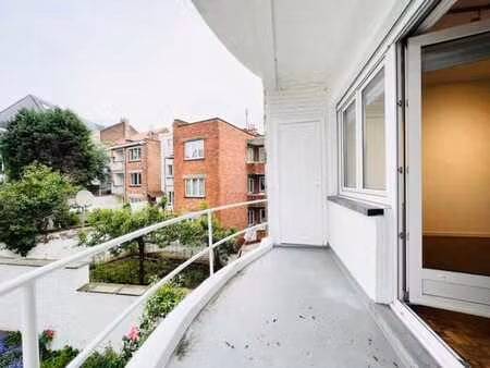 à deux pas de gribaumont et du square meudon