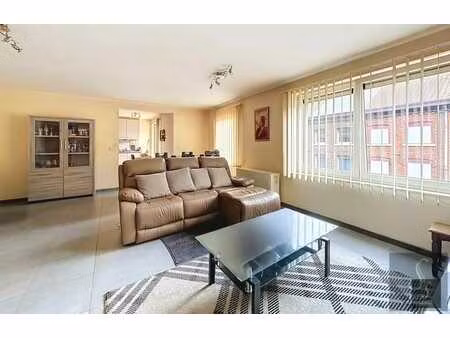 bel appartement tout confort une chambre a louer a binche!