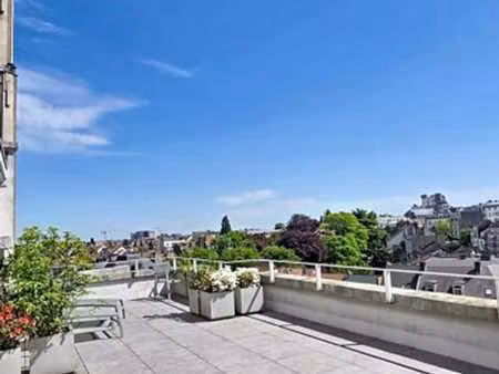 magnifique 3 chambres avec terrasse et garage