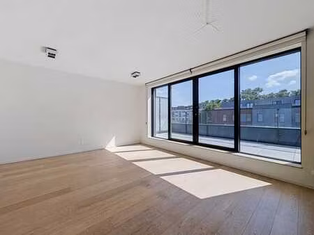 calevoet : superbe penthouse moderne + deux terrasses